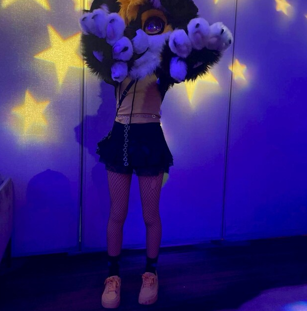 Rayanne's fursuit